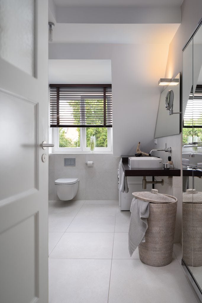 Badsanierung Dachgeschoss mit Badewanne